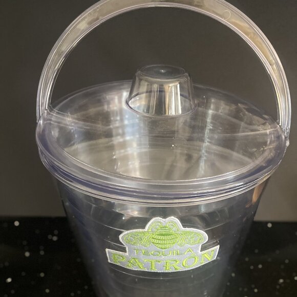 Parton lidded Ice Bucket - Picture 2 of 2